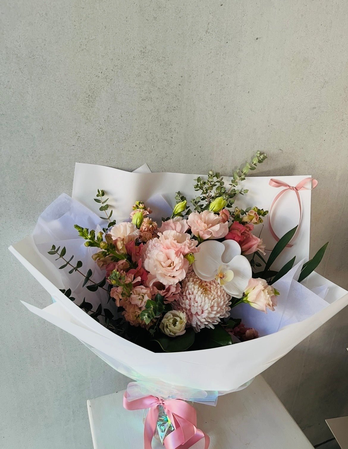 Deluxe Pastel Bouquet - Mothers Day - Teka Flowers